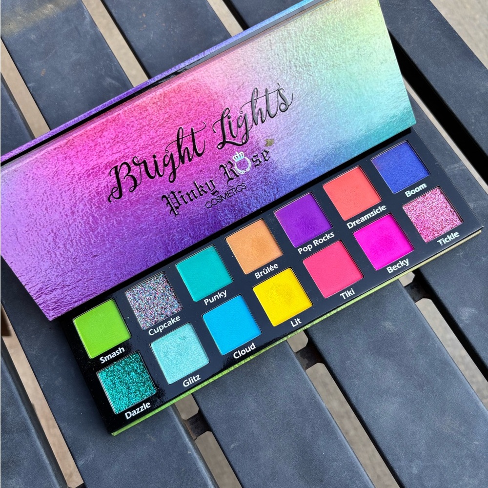 Pink Rose Bright Lights Eyeshadow Palette - Vibrant Colors